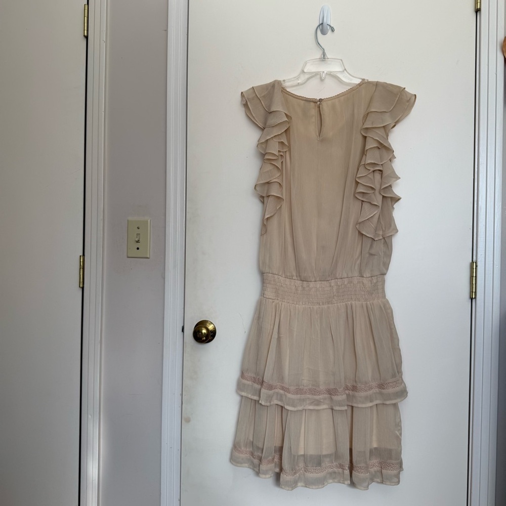 YAS beige Ruffle dress - Picture 2 of 7